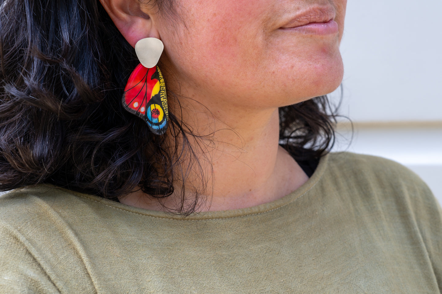 Dangling Peacock Wing Earrings (Silver)