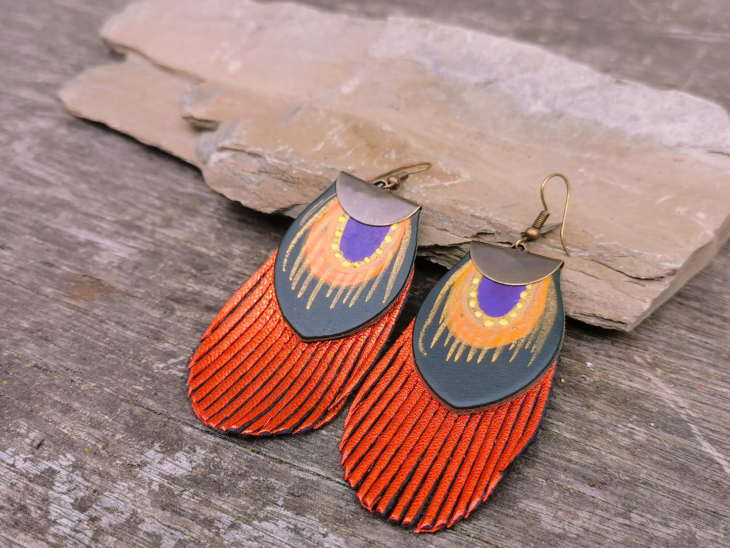 Round Feather earrings - metallic orange