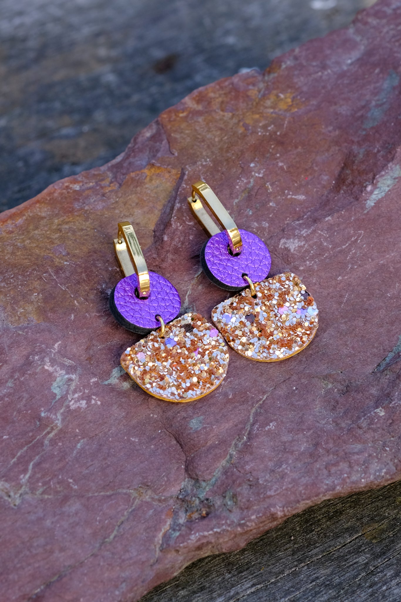 Dainty Hoops - Golden treasures