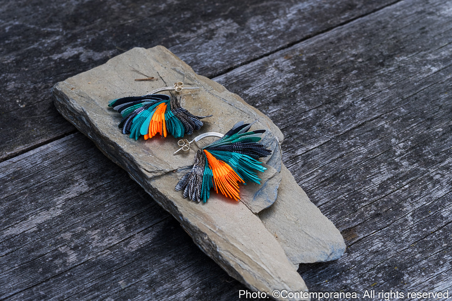 Natural patterns textile earrings - Small green and orange