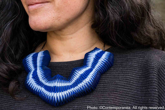 Serpentine necklace - Blue Stricking