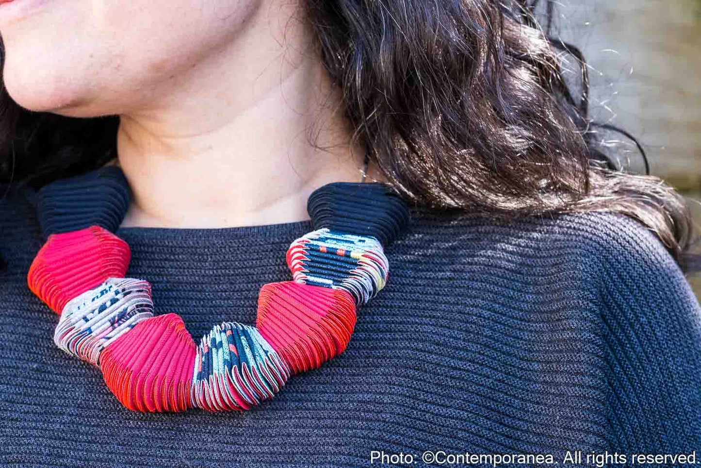Serpentine necklace - Red Orange and Black