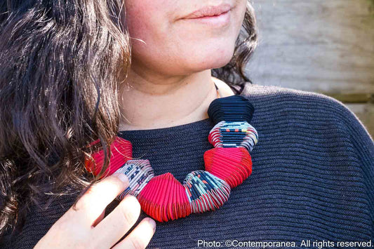Serpentine necklace - Red Orange and Black