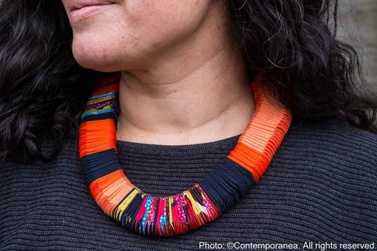 Pliegues necklace - Orange and Black