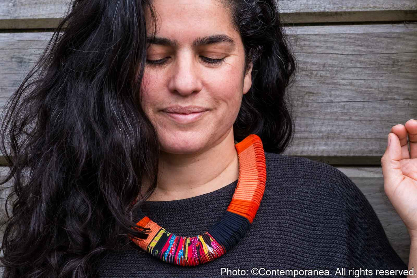 Pliegues necklace - Orange and Black