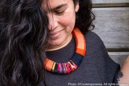 Pliegues necklace - Orange and Black