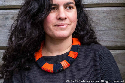 Pliegues necklace - Orange and Black