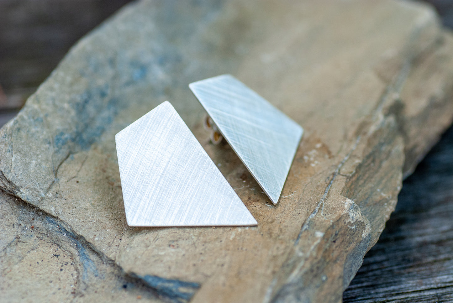 Trapezoids small silver studs