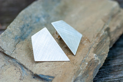 Trapezoids small silver studs