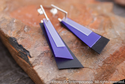 Geometries earrings - in purple