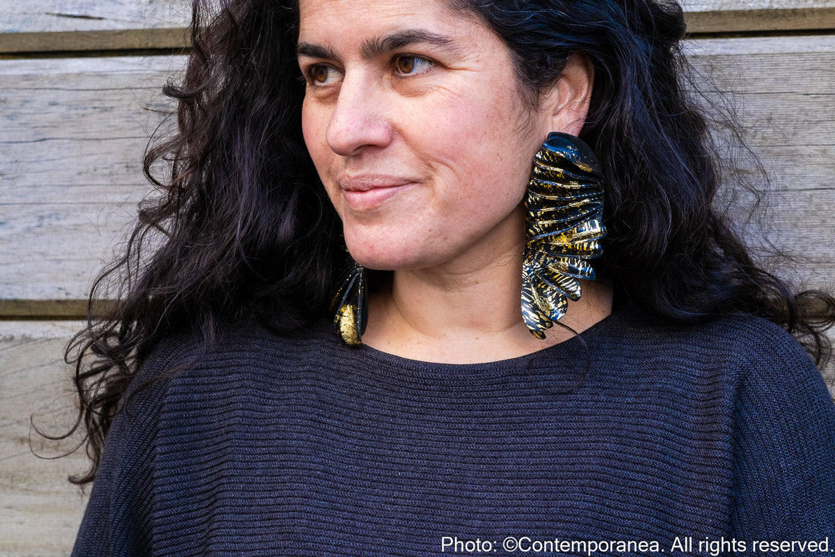 Wings - Oversized golden and black earrings