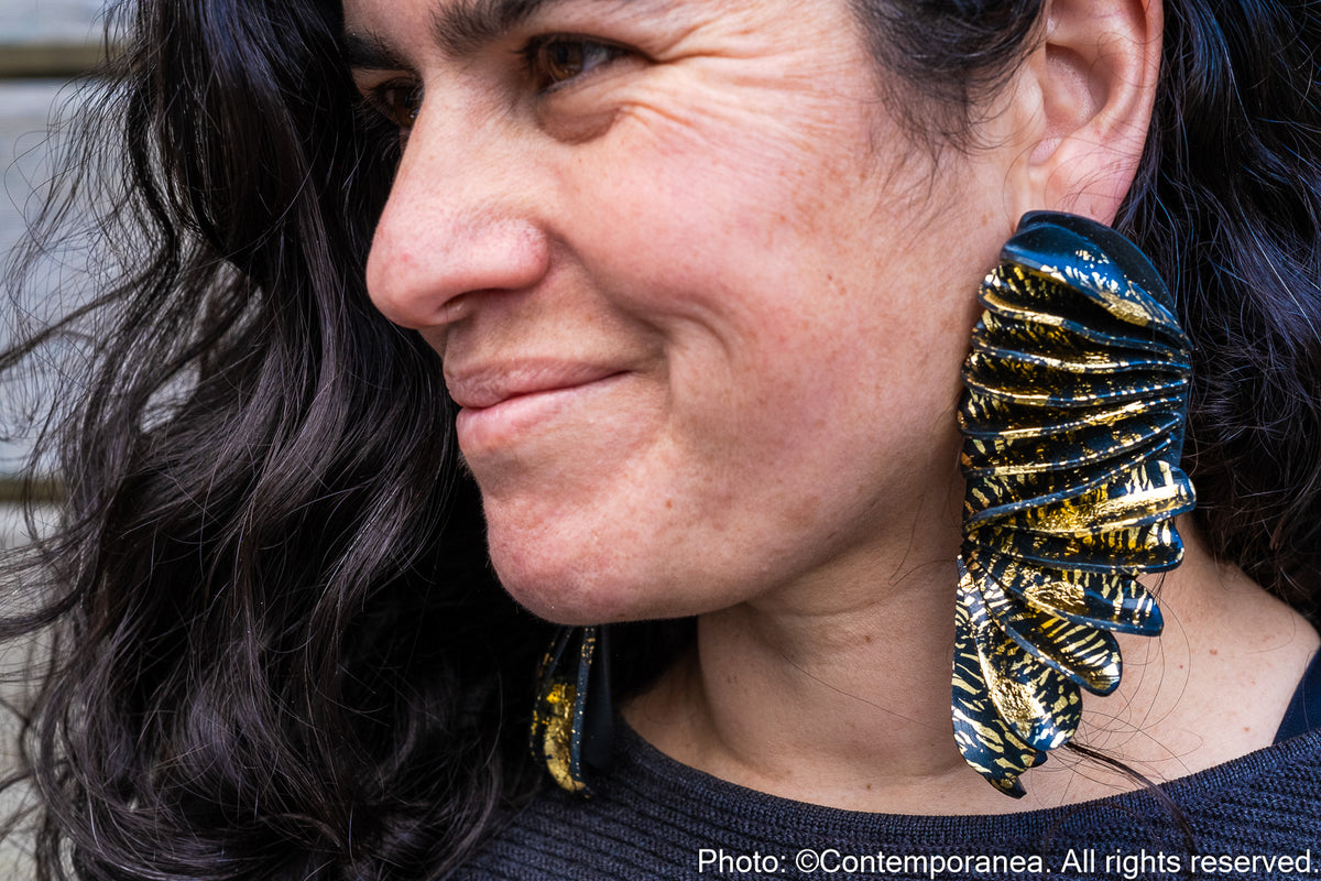 Wings - Oversized golden and black earrings