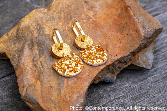 Dainty Hoops - Golden sparkles