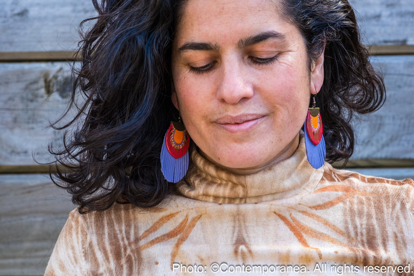 Round Feather earrings - purple & red