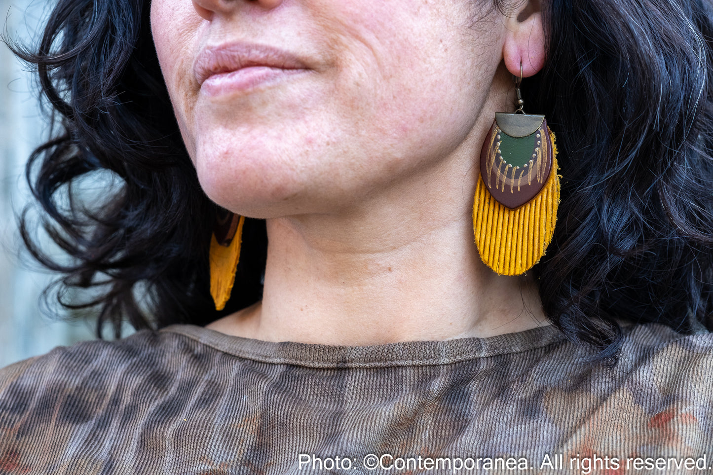 Round Feather earrings - mustard