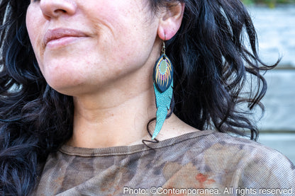 Long Feather earrings - metallic green