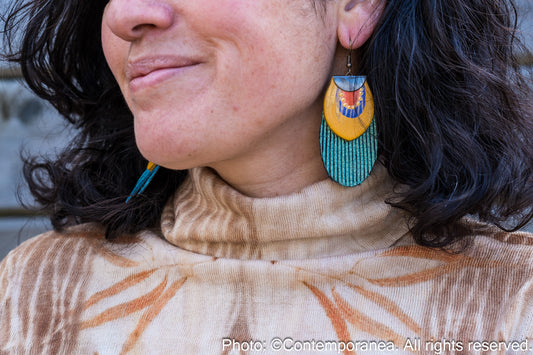 Round Feather earrings - metallic green