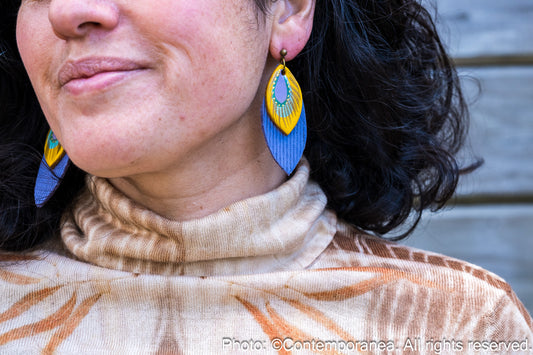 Point Feather earrings - lilac