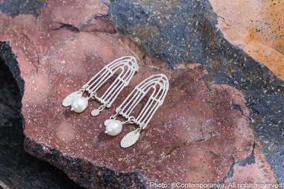 Muisca Pearl earrings