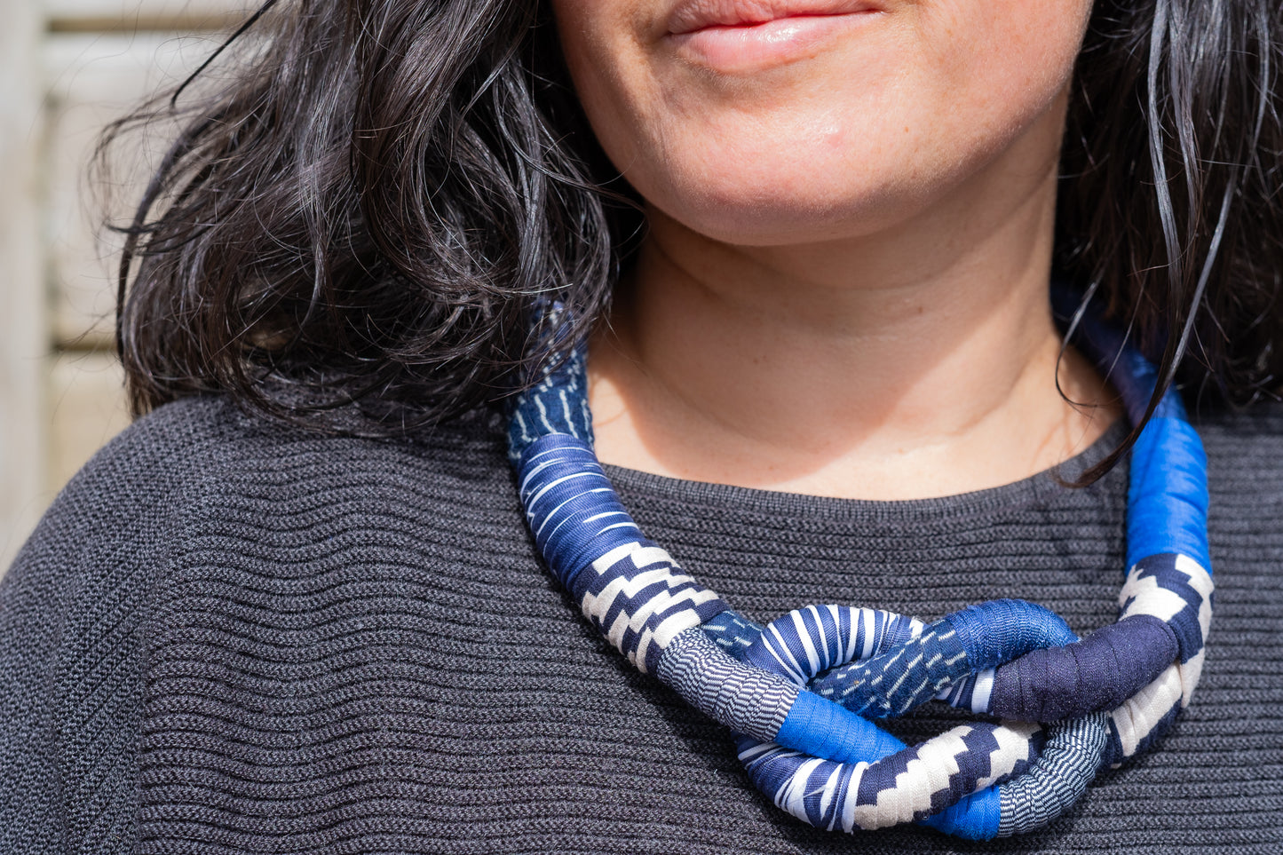 Nudo necklace - blue & white