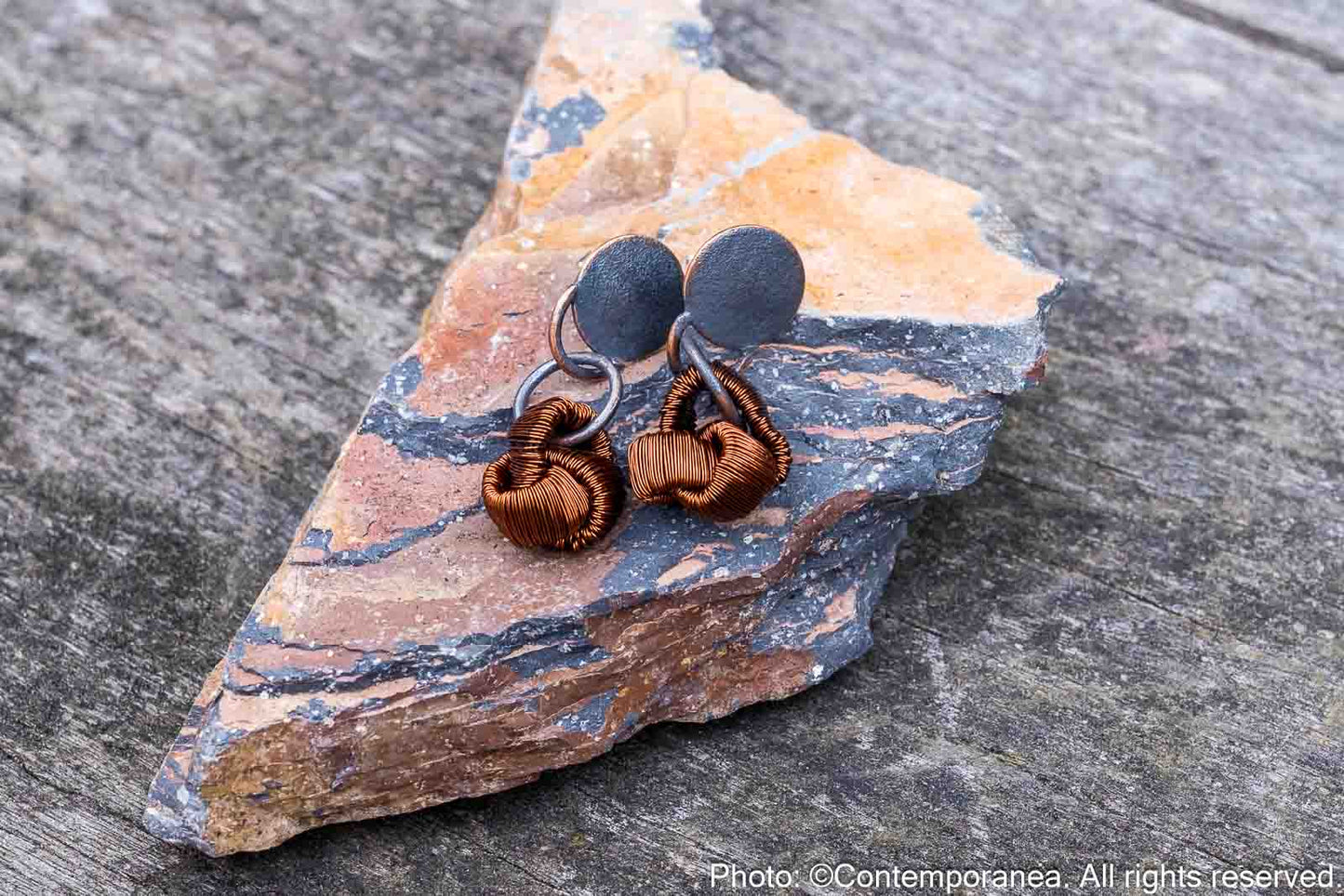 Nudo Earrings in copper
