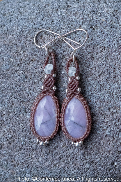 Sapphire drop macrame earrings